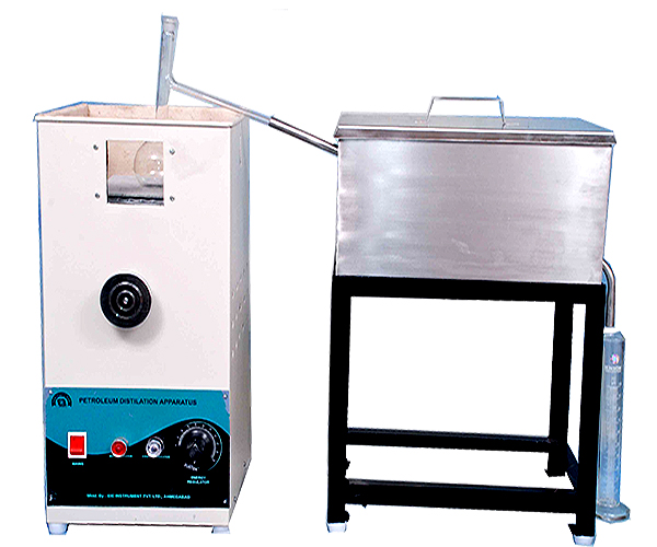 PETROLEUM DISTILLATION APPARATUS